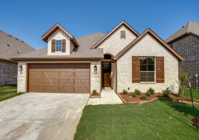Homes for sale in Pilot Point, TX | 139 Lakeview Cir, Pilot Point, TX 76258 | MLS# 21298523