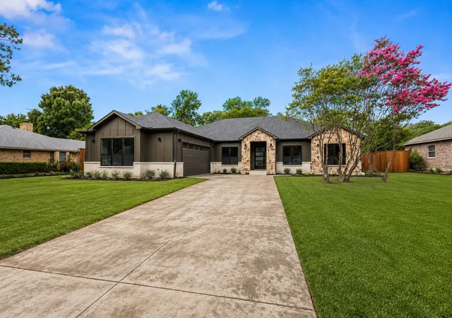 1st image of 5109 Jefferson Dr, Sachse, TX 75048 | MLS# 21298329