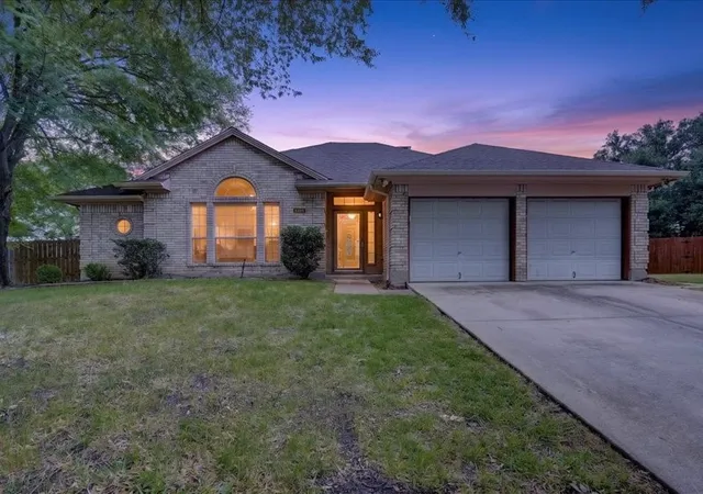 Photo 1 of Single family home for sale at 5400 Turtle River Ct, Fort Worth, TX 76137 | MLS# 21297438 | Listing updated on 2026-08-28