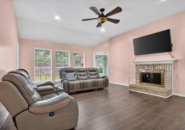 Photo 4 of Single family home for sale at 5400 Turtle River Ct, Fort Worth, TX 76137 | MLS# 21297438 | Listing updated on 2026-08-28