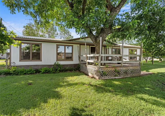 Homes for sale in Kopperl, TX | 105 County Road 1239, Kopperl, TX 76652 | MLS# 21298608