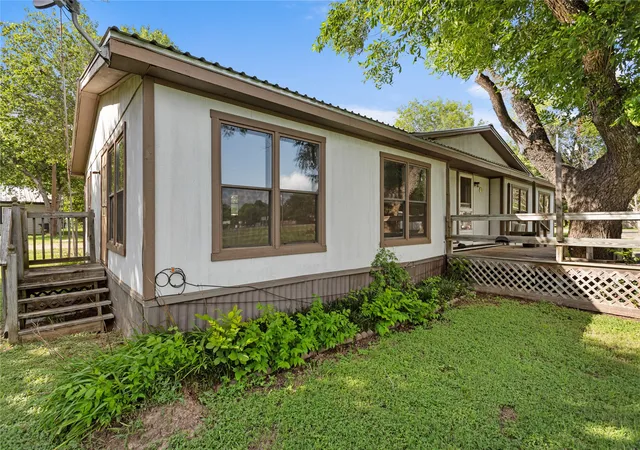 Homes for sale in Kopperl, TX | 105 County Road 1239, Kopperl, TX 76652 | MLS# 21298608