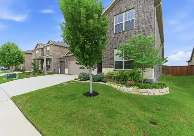 Homes for sale in Haslet, TX | 2213 Lacerta Dr, Haslet, TX 76052 | MLS# 21298630
