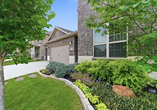 Homes for sale in Haslet, TX | 2213 Lacerta Dr, Haslet, TX 76052 | MLS# 21298630