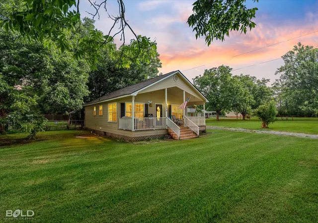 Photo 3 of Single family home for sale at 1270 Barron Road, Keithville, LA 71047 | MLS# 21298640 | Listing updated on 2026-07-04