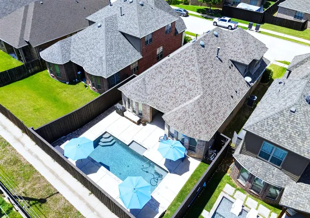 2nd image of 428 Balmora Wy, Roanoke, TX 76262 | MLS# 21298516