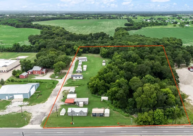 Photo 4 of Land for sale at 766 E Quinlan Pkwy, Quinlan, TX 75474 | MLS# 21298659 | Listing updated on 2026-10-03
