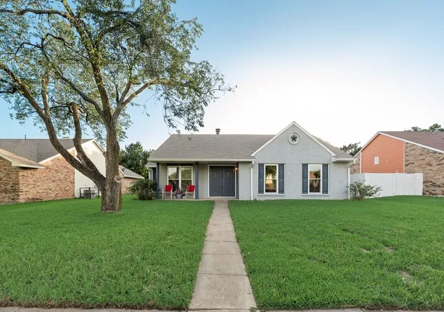 Homes for sale in Cedar Hill, TX | 316 Matterhorn St, Cedar Hill, TX 75104 | MLS# 21282164