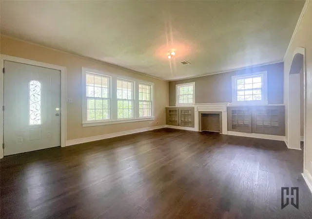 Photo 3 of Single family home for sale at 714 Butler St, Springhill, LA 71075 | MLS# 21297914 | Listing updated on 2026-08-22