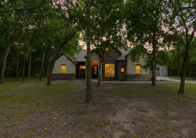 Homes for sale in Caddo Mills, TX | 3824 County Road 2216, Caddo Mills, TX 75135 | MLS# 21295106