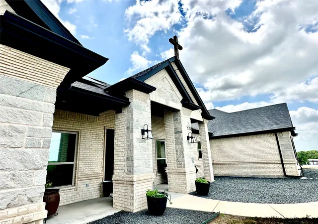 1st image of 248 Scenic Wood Dr, Azle, TX 76020 | MLS# 21298626