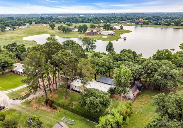 Photo 1 of Manufactured home for sale at 6000 Tranquility Dr, Fort Worth, TX 76140 | MLS# 21298696 | Listing updated on 2026-08-22
