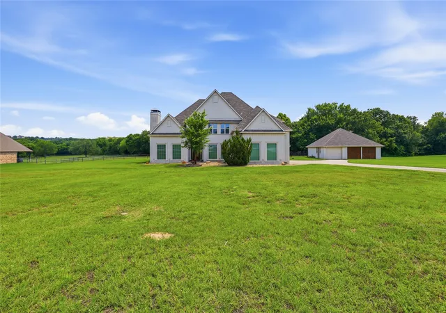 Photo 1 of Single family home for sale at 152 N Boyce Ln, Fort Worth, TX 76108 | MLS# 21297192 | Listing updated on 2026-07-24