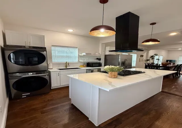 Photo 3 of Single family home for sale at 606 E Woodard St, Denison, TX 75021 | MLS# 21298776 | Listing updated on 2026-10-05