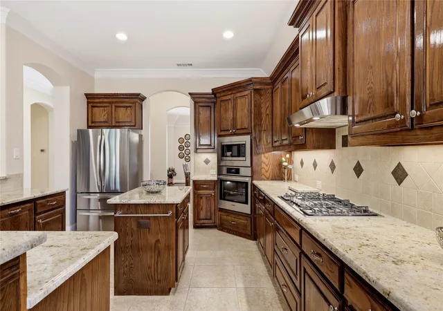 Homes for sale in Colleyville, TX | 5931 Crescent Ln, Colleyville, TX 76034 | MLS# 21296490