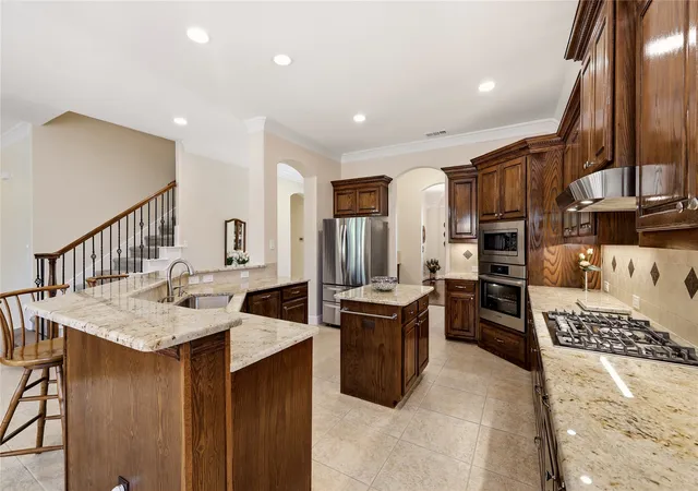 Homes for sale in Colleyville, TX | 5931 Crescent Ln, Colleyville, TX 76034 | MLS# 21296490