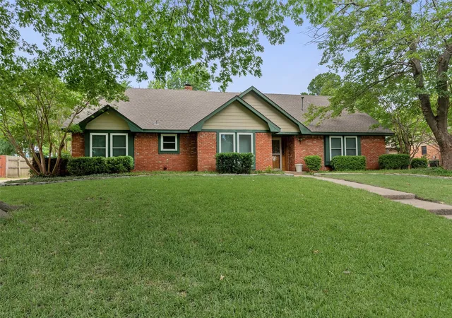 Homes for sale in Sherman, TX | 2312 San Miguel St, Sherman, TX 75092 | MLS# 21298133