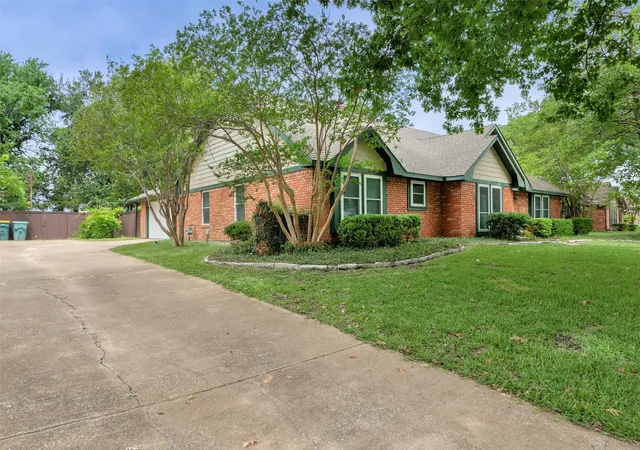 Homes for sale in Sherman, TX | 2312 San Miguel St, Sherman, TX 75092 | MLS# 21298133