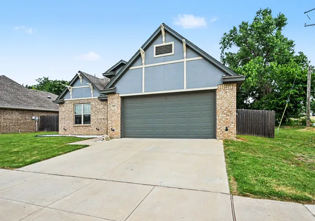 Homes for sale in Springtown, TX | 977 Sam St, Springtown, TX 76082 | MLS# 21294977