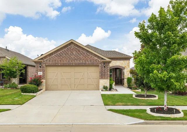 Homes for sale in Little Elm, TX | 7612 Rampart Dr, Little Elm, TX 76227 | MLS# 21296033