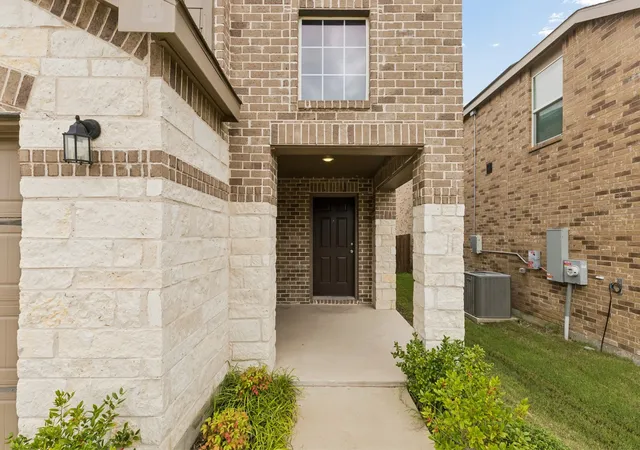 Photo 3 of Single family home for sale at 832 Ozark Path, Princeton, TX 75407 | MLS# 21296507 | Listing updated on 2026-07-22