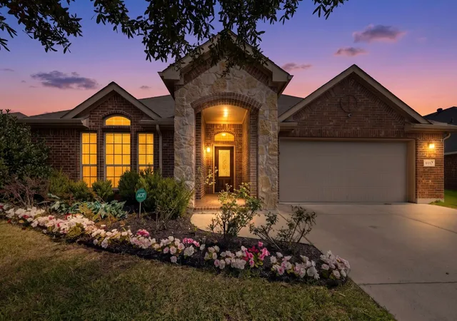 Homes for sale in Glenn Heights, TX | 1117 Fairhaven Dr, Glenn Heights, TX 75154 | MLS# 21294925