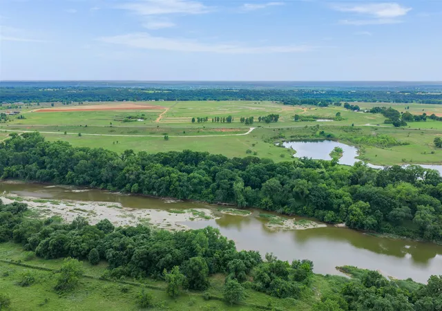 Photo 4 of Land for sale at Tbd Lot 10 12317 Mitchell Bend Ct, Granbury, TX 76048 | MLS# 21298926 | Listing updated on 2026-08-22