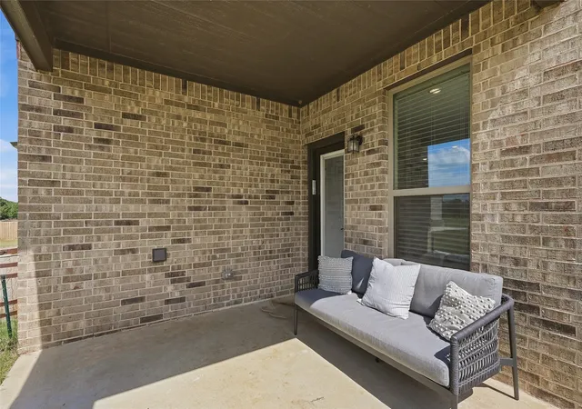 Homes for sale in Whitesboro, TX | 864 Shadow Valley Rd, Whitesboro, TX 76273 | MLS# 21298299