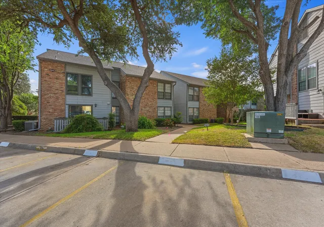 Photo 2 of Condo for sale at 15151 Berry Trl #1404, Dallas, TX 75248 | MLS# 21296493 | Listing updated on 2026-09-25