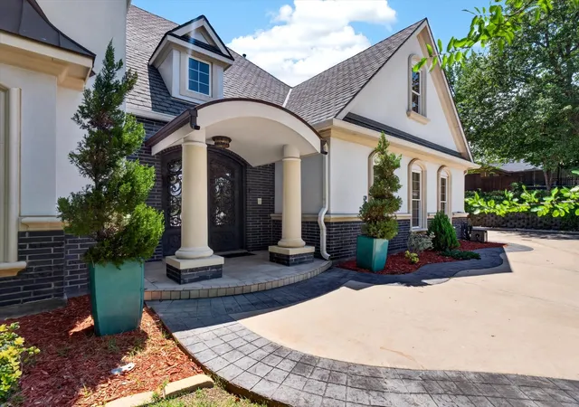Homes for sale in Highland Village, TX | 120 Hickory Ridge Dr, Highland Village, TX 75077 | MLS# 21297624
