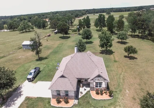 Photo 3 of Single family home for sale at 11171 Fm 3094, Scurry, TX 75158 | MLS# 21291520 | Listing updated on 2026-09-18
