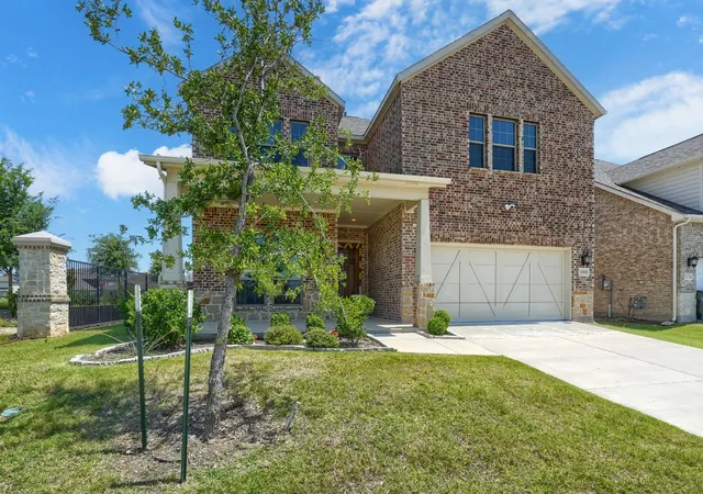 Photo 2 of Single family home for sale at 16800 Garden Dr, Celina, TX 75009 | MLS# 21297952 | Listing updated on 2026-08-18