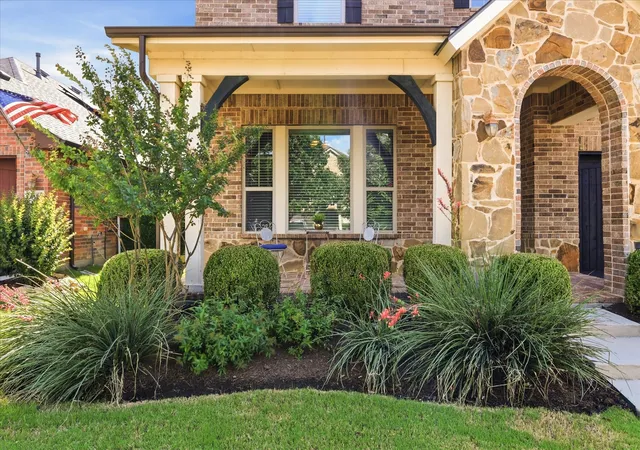 Photo 2 of Single family home for sale at 112 Lilypad Bnd, Argyle, TX 76226 | MLS# 21298000 | Listing updated on 2026-07-16