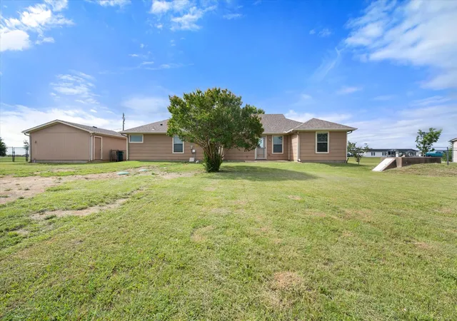 Homes for sale in Alvarado, TX | 9113 N Monterrey Dr, Alvarado, TX 76009 | MLS# 21294896