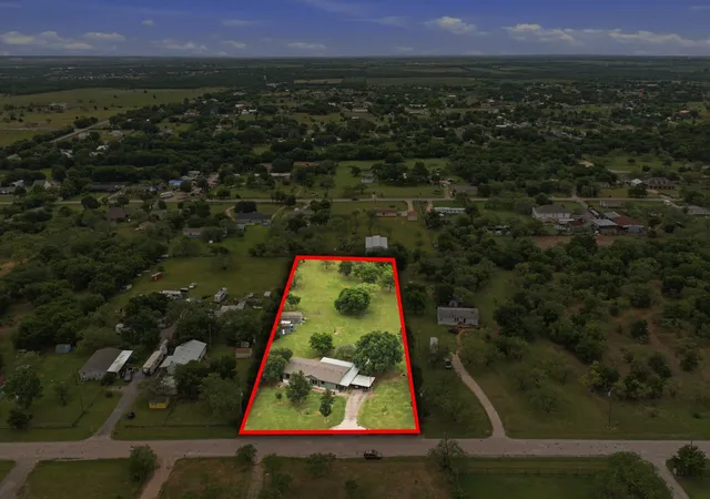 Homes for sale in Alvarado, TX | 9616 Kelly Ln, Alvarado, TX 76009 | MLS# 21297744