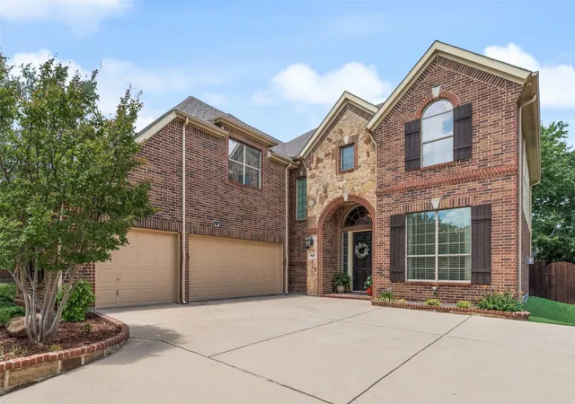 Homes for sale in Allen, TX | 942 Redbird Ln, Allen, TX 75013 | MLS# 21291488