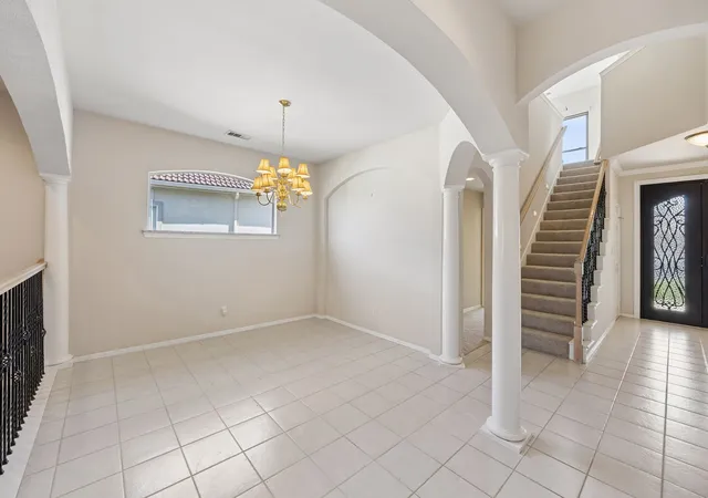 Photo 2 of Sale Pending at 2920 Saratoga Dr, Rockwall, TX 75087 | MLS# 21294541 | Listing updated on 2026-07-22