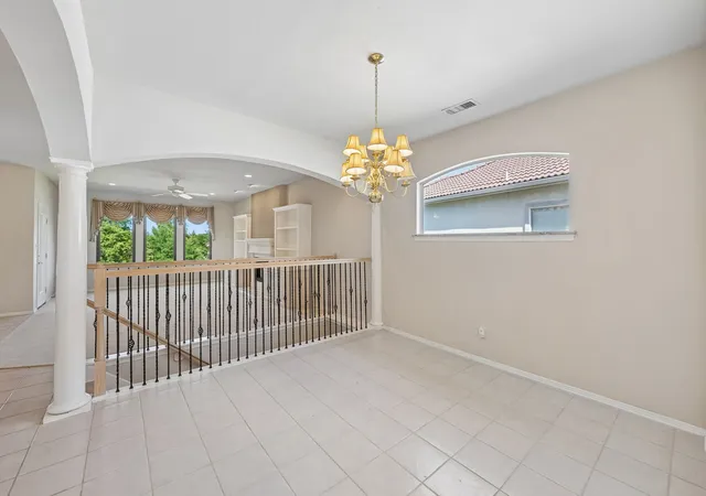 Photo 3 of Sale Pending at 2920 Saratoga Dr, Rockwall, TX 75087 | MLS# 21294541 | Listing updated on 2026-07-22