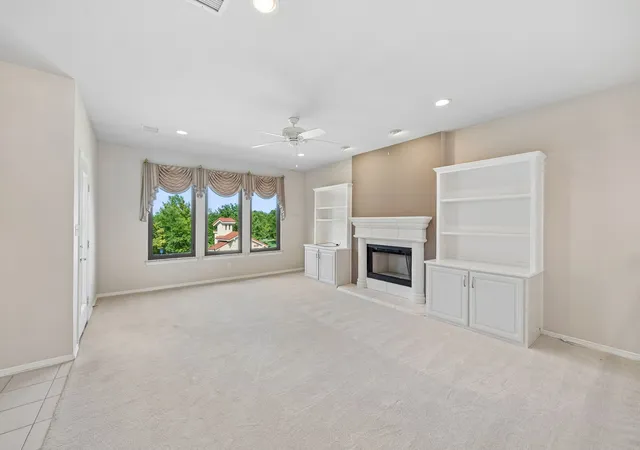 Photo 3 of Sale Pending at 2920 Saratoga Dr, Rockwall, TX 75087 | MLS# 21294541 | Listing updated on 2026-07-22