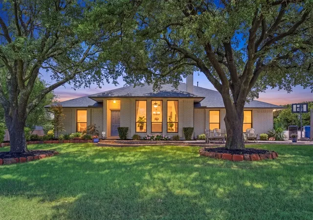 Photo 2 of Single family home for sale at 10390 Ridgecrest St, Frisco, TX 75033 | MLS# 21296170 | Listing updated on 2026-08-23