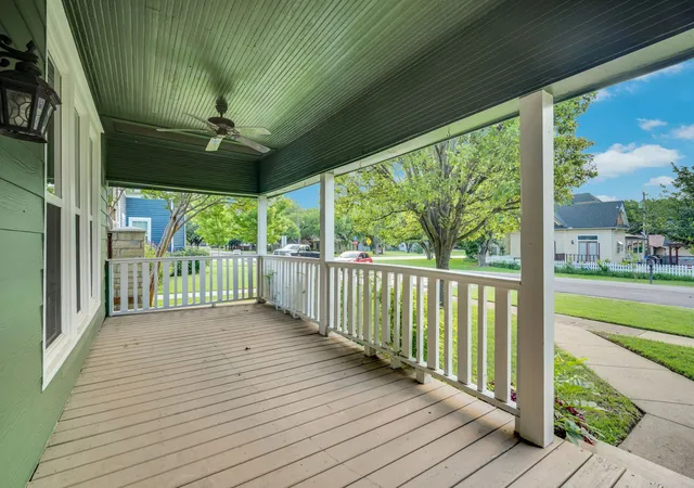 Homes for sale in Midlothian, TX | 105 S 3Rd St, Midlothian, TX 76065 | MLS# 21299182