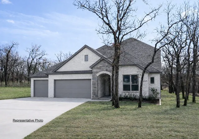Homes for sale in Springtown, TX | 400 Mcalpine, Springtown, TX 76082 | MLS# 21299339