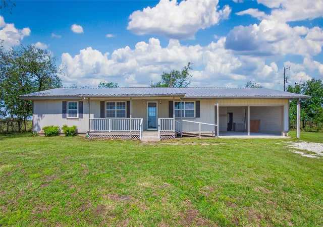 Homes for sale in Jonesboro, TX | 1350 County Road 414, Jonesboro, TX 76538 | MLS# 21299328