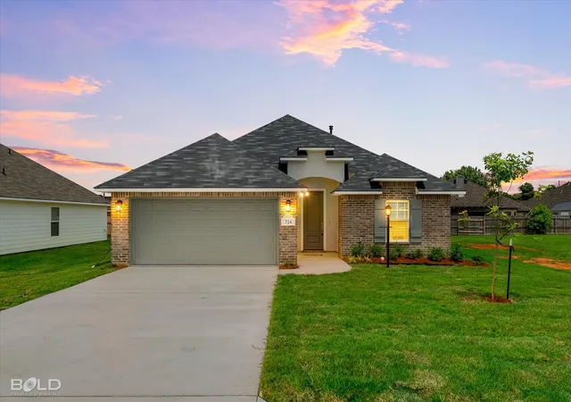 Homes for sale in Haughton, LA | 724 Bianca St, Haughton, LA 71037 | MLS# 21299367