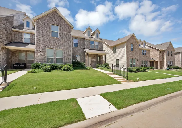 Photo 1 of Sale Pending at 422 Milverton Dr, Crowley, TX 76036 | MLS# 21296566 | Listing updated on 2026-08-19