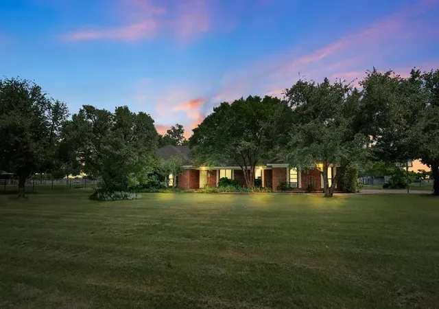 Photo 1 of Land for sale at 8085 Jackson Rd, Krum, TX 76249 | MLS# 21292983 | Listing updated on 2026-07-16