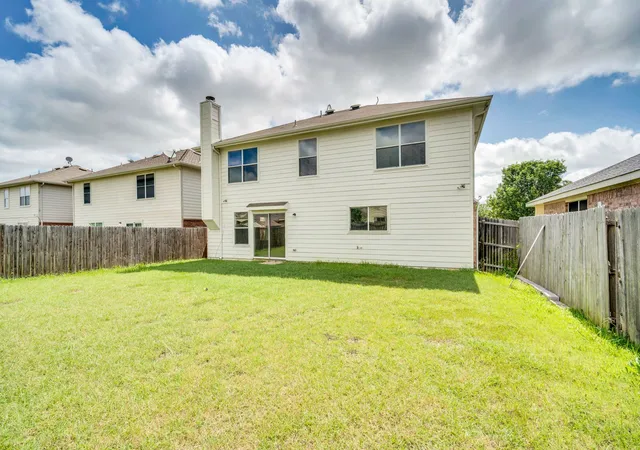 Photo 3 of Single family home for sale at 158 Washington Wy, Venus, TX 76084 | MLS# 21244742 | Listing updated on 2026-07-11