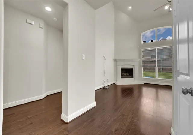 5th image of 6811 Shady View Ct, Sachse, TX 75048 | MLS# 21297496