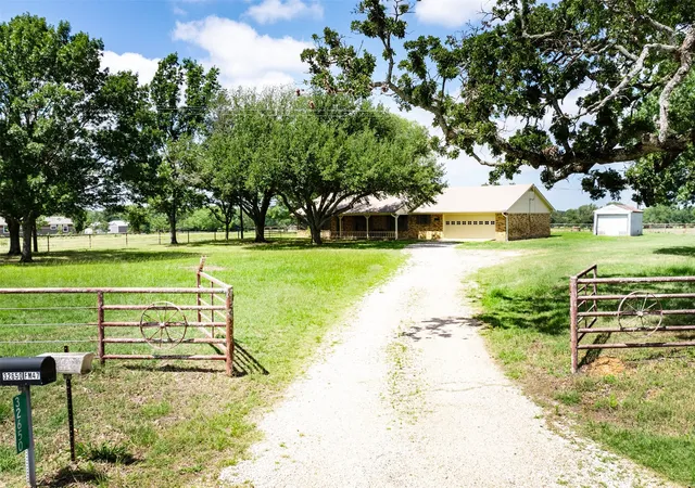 Photo 1 of Land for sale at 32650 Fm 47 Hwy, Canton, TX 75103 | MLS# 21299074 | Listing updated on 2026-08-17