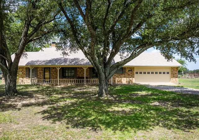 Photo 3 of House for sale at 32650 Fm 47 Hwy, Canton, TX 75103 | MLS# 21299074 | Listing updated on 2026-08-17